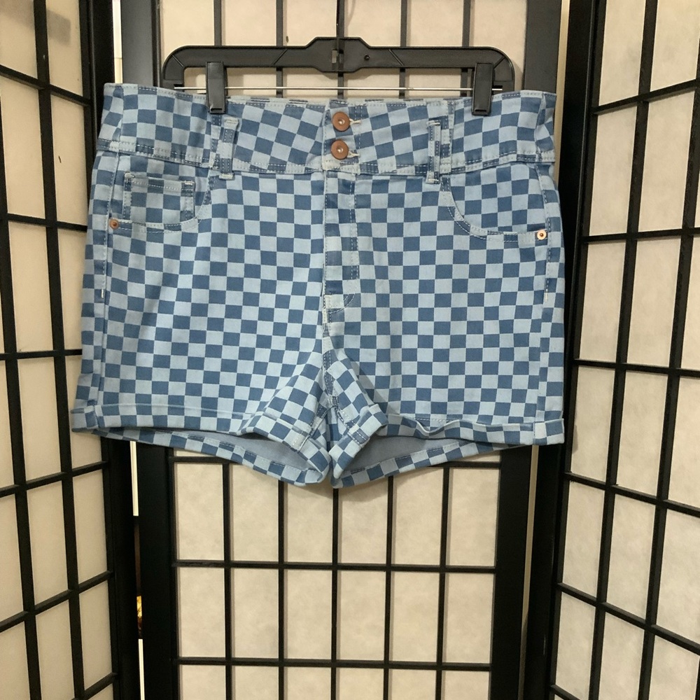 NWT No Boundaries Checkered Board Shorts - Juniors Size 17
